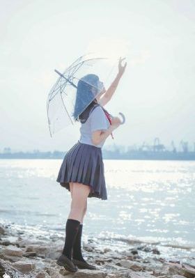 和表姐同居免费观看_剧情片完整在线观看