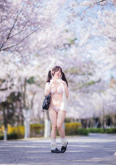 狗世界2西班牙电影_1080P高清迅雷在线观看