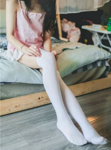 两乳房又高又大_午夜激情