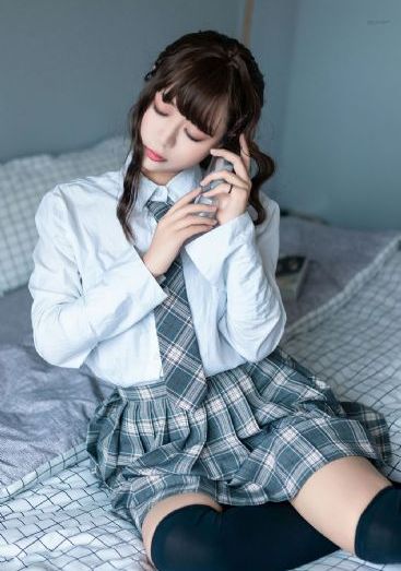 韩国电影漂亮的姐姐_国产剧免费观看视频